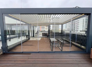 Pergola na taras na dachu Warszawa (3).webp