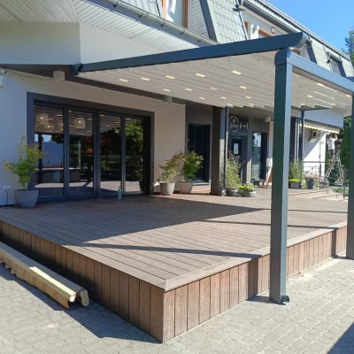 komer-pergola-materialowa-szara-1.webp