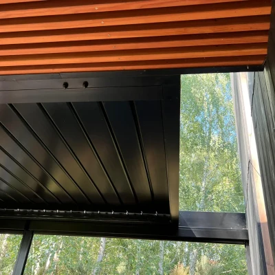 Pergola-lamelowa-czarna-fancy-13.webp