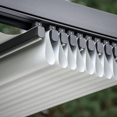 pergola-materialowa-szara-wolnostojaca-z-jacuzzi-6.webp