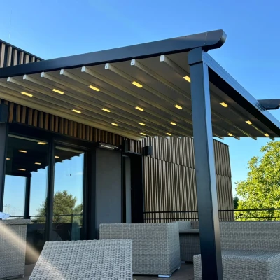 pergola-materialowa-taras-blok-3.webp