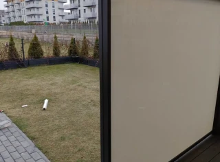 pergola-materialowa-szare-refle-blok-3.webp
