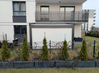 pergola-materialowa-szare-refle-blok-5.webp