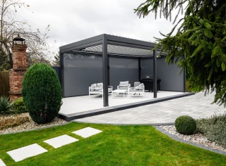 Pergola-lamelowa-wolna-refle-2.webp