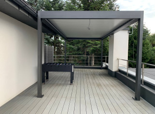 Pergola lamelowa SB400 z oświetleniem LED